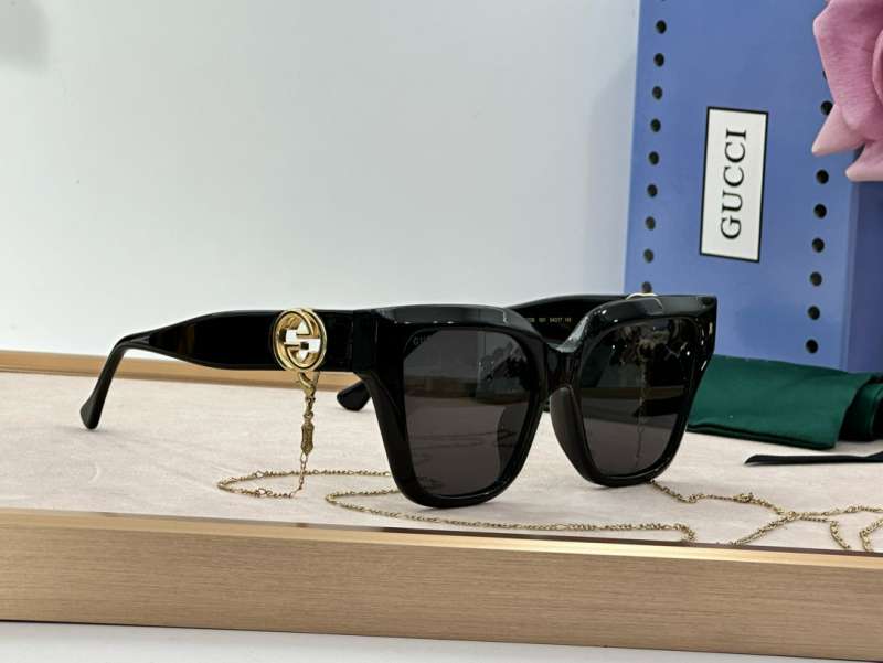 Picture of Gucci Sunglasses _SKUfw55590976fw
